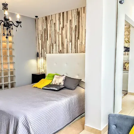 Townhouse *