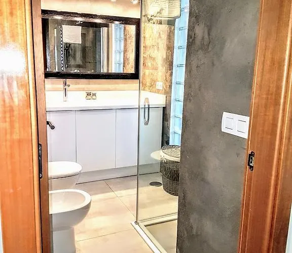 Townhouse Адехе